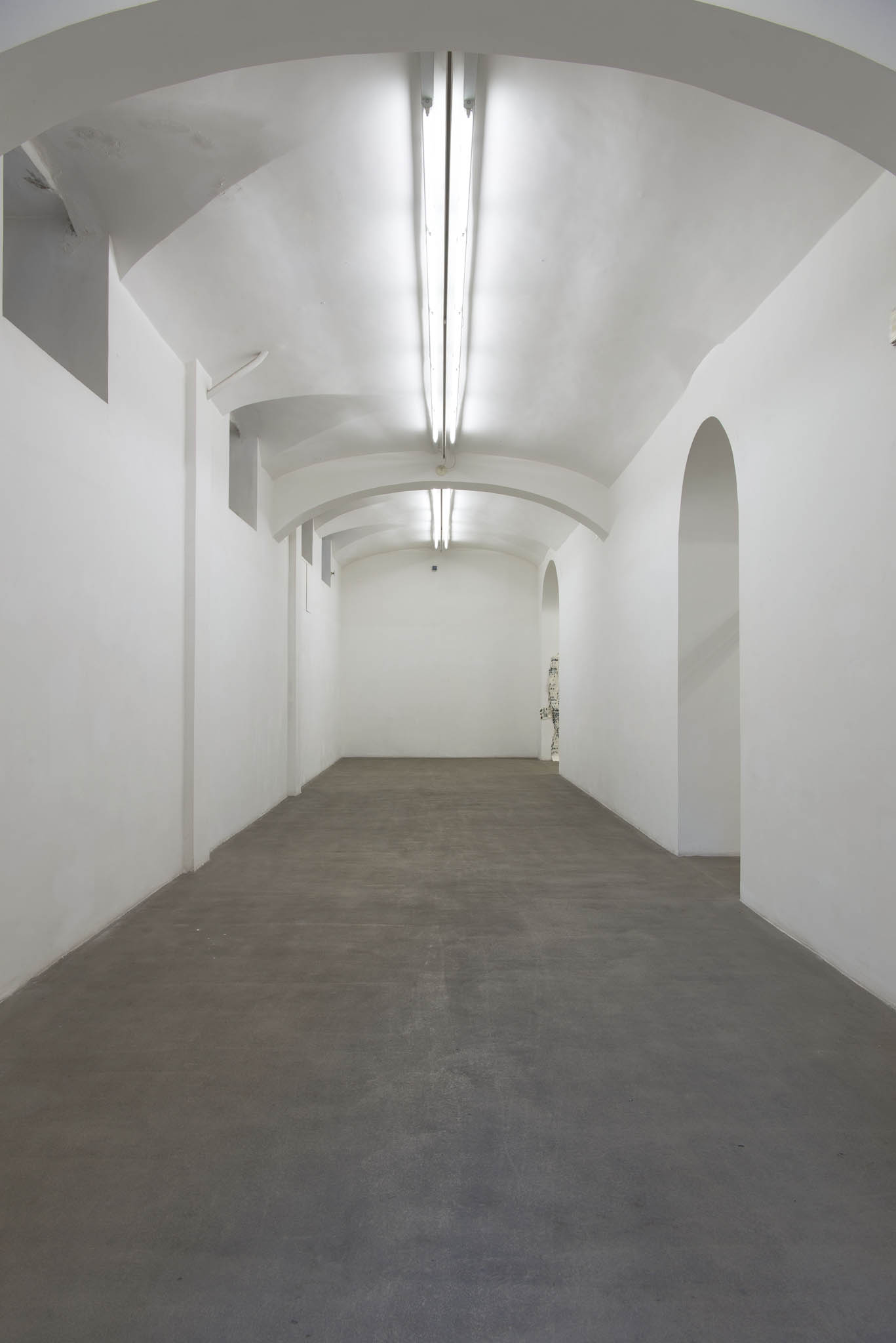 Michael Dean, Stamen Papers. Installation view at Fondazione Giuliani, photo by Giorgio Benni