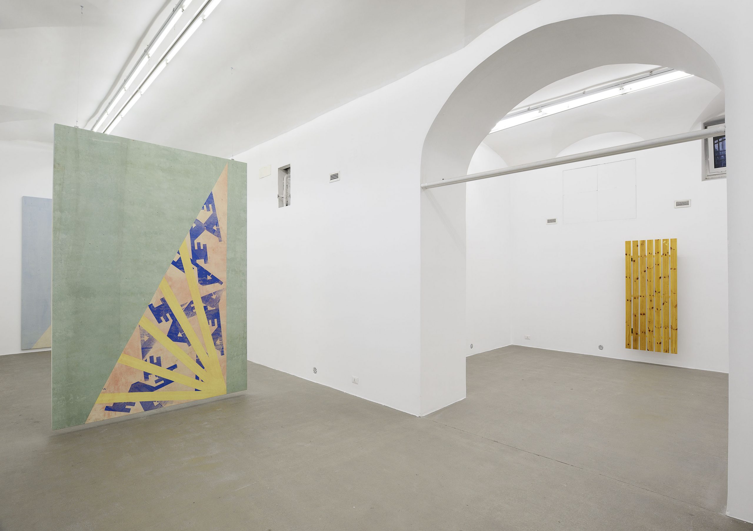 Fredrik Værslev, Tan Lines. Installation view at Fondazione Giuliani, photo by Roberto Apa. Courtesy the artist; Andrew Kreps Gallery, New York; Gió Marconi, Milan and STANDARD (OSLO), Oslo