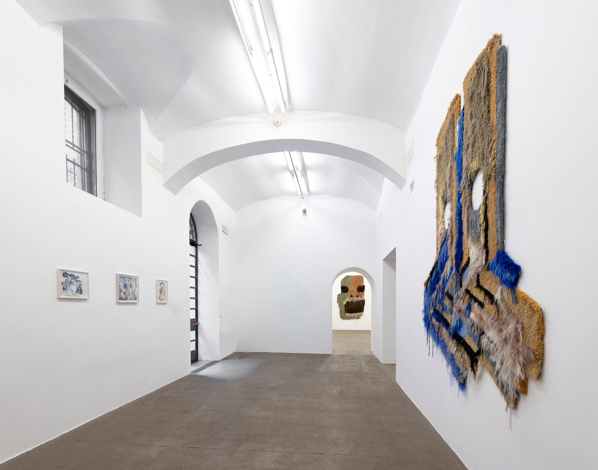 Caroline Achaintre, Permanente. Installation view at Fondazione Giuliani, photo by Giorgio Benni