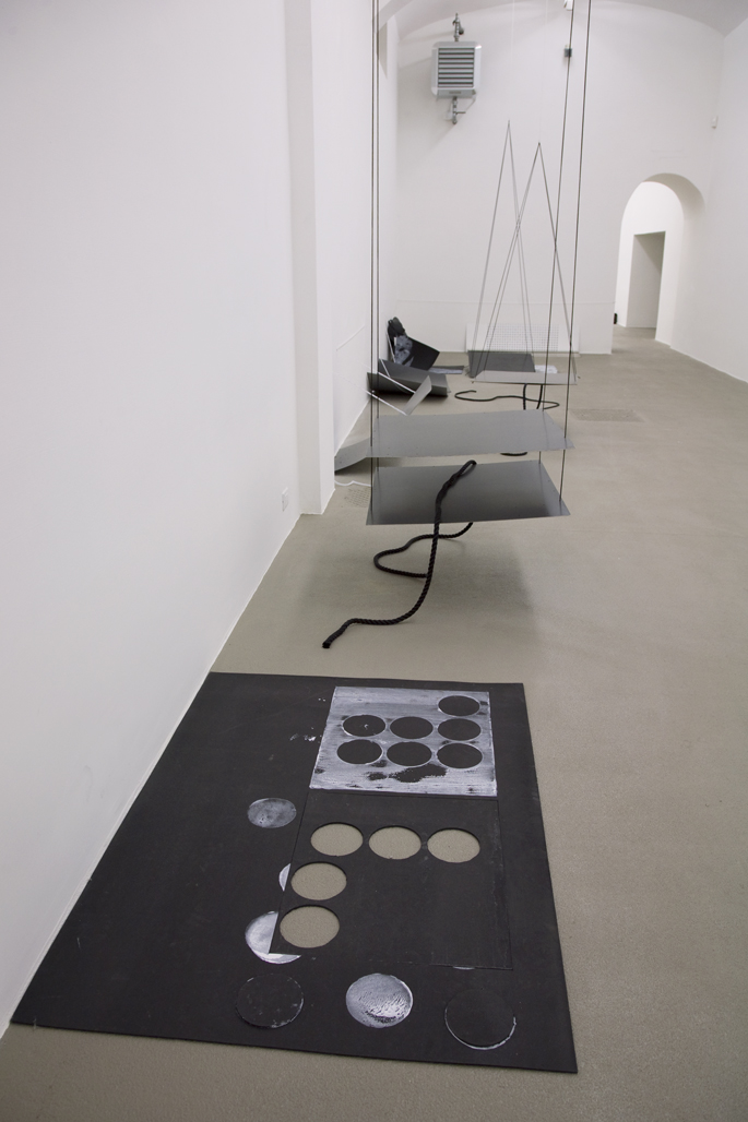 Nora Schultz, avere luogo. Installation view in Fondazione Giuliani, foto Gilda Aloisi