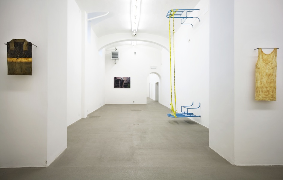 Giulia Piscitelli, Rischi minori. Installation view presso Fondazione Giuliani, foto di Gilda Aloisi