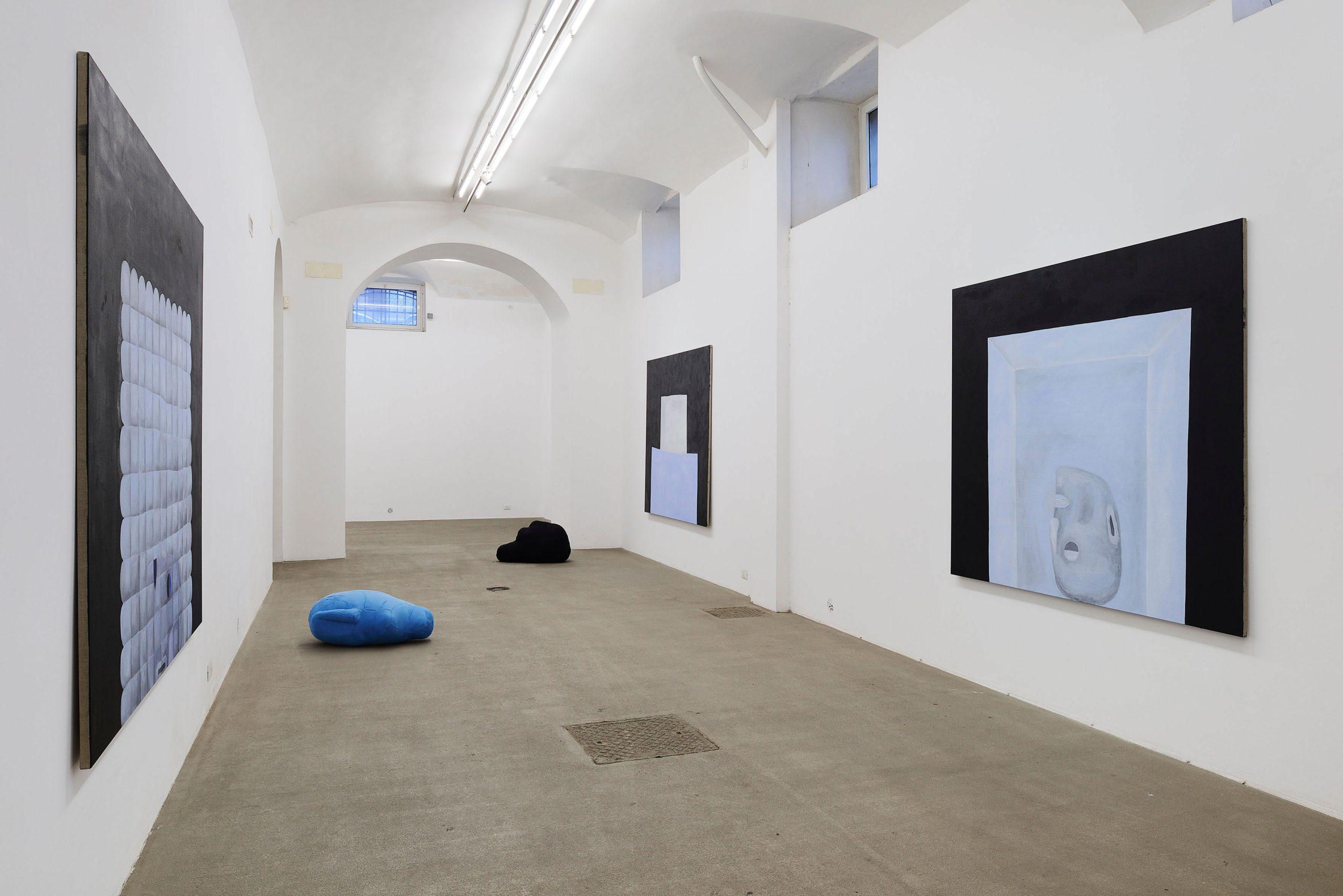 Raphaela Simon ‘Blaue Nacht’, installation view Fondazione Giuliani, May – July 2023, photo credit Roberto Apa
